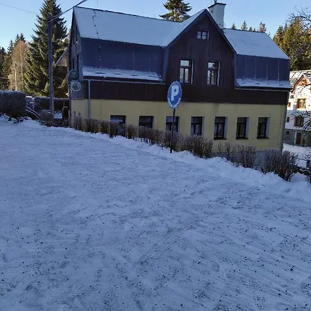 Borovice Penzion 3*